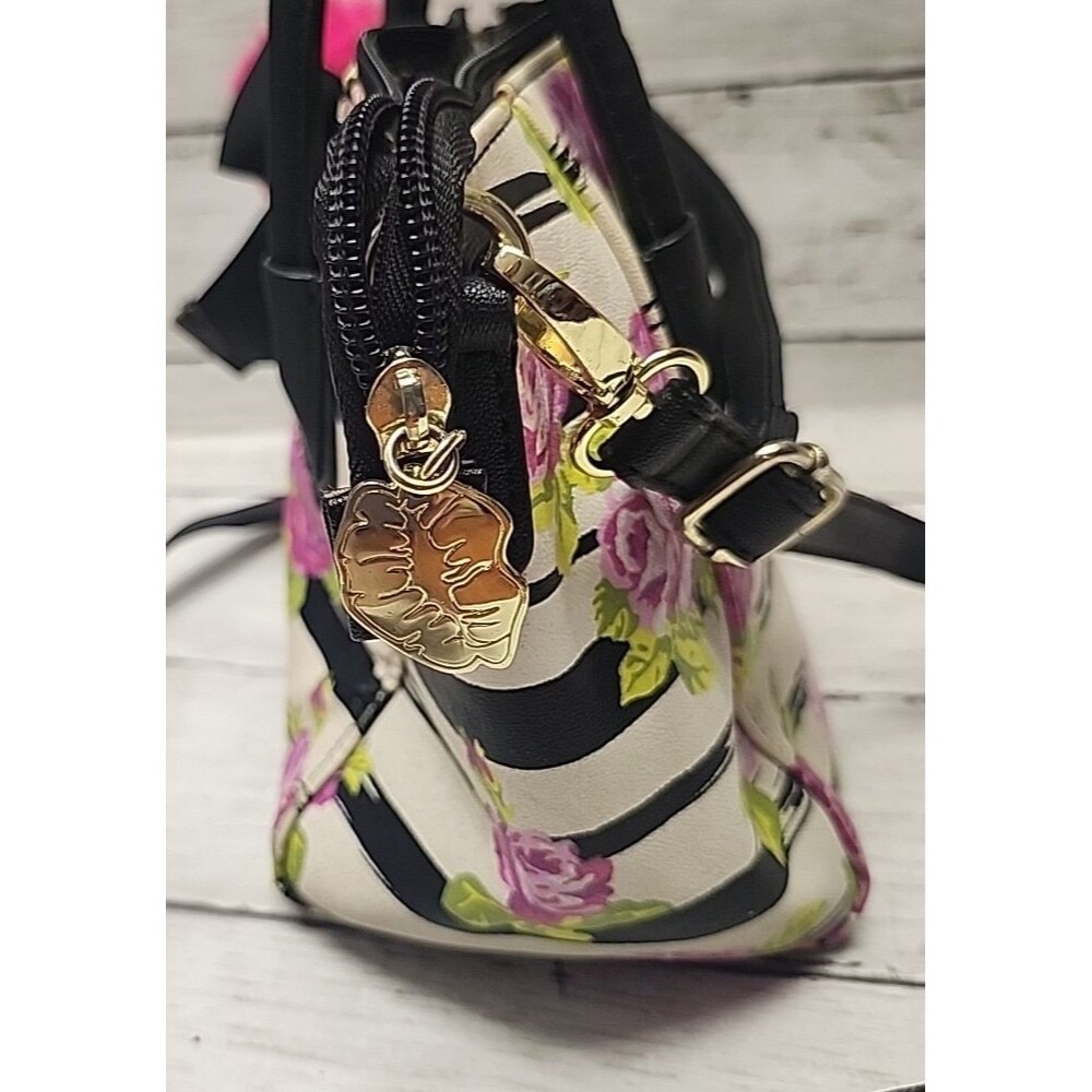 Betsey Johnson Luv Betsey Small Naomi Tote Multicolor Shoulder Bag with Charms - Picture 4 of 14